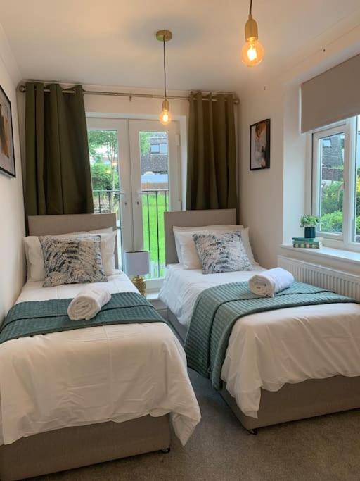 Alto - Lovely 2 Bedroom Serviced Apartment Bristol By Mint Stays エクステリア 写真