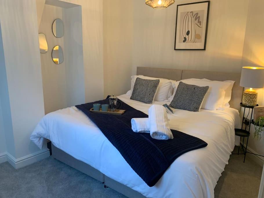 Alto - Lovely 2 Bedroom Serviced Apartment Bristol By Mint Stays エクステリア 写真